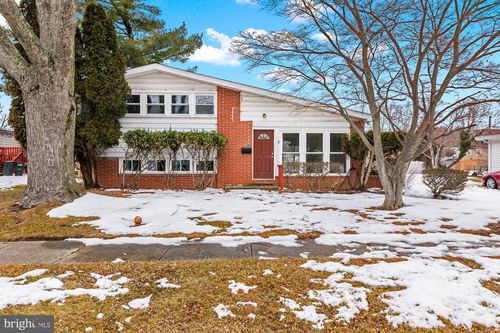 1002 Scotts Hill Dr, PIKESVILLE, MD, 21208-3521 | Card Image