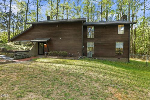 369 River Rd, Pittsboro, NC, 27312-6120 | Card Image