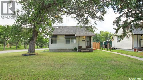 1 Ingersoll Cres, Regina, SK, S4T5Y8 | Card Image