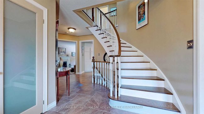 955 Peggoty Cir, House other with 4 bedrooms, 4 bathrooms and 4 parking in Oshawa ON | Image 19