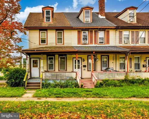 534 Columbus Rd, Burlington, NJ, 08016-1831 | Card Image