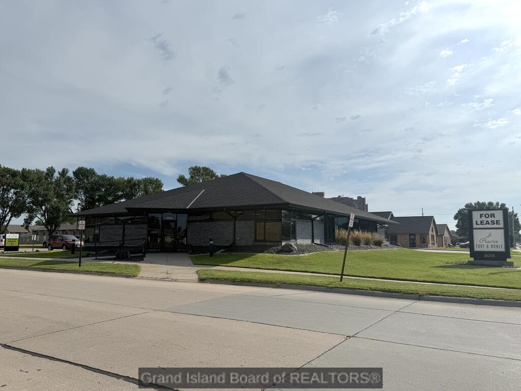 3016 W Faidley Ave, Grand Island, NE 68803