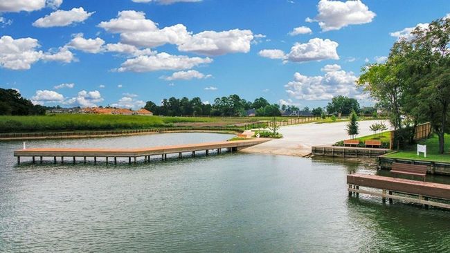 Residents enjoy use of the private boat ramp into Lake Conroe. | Image 34