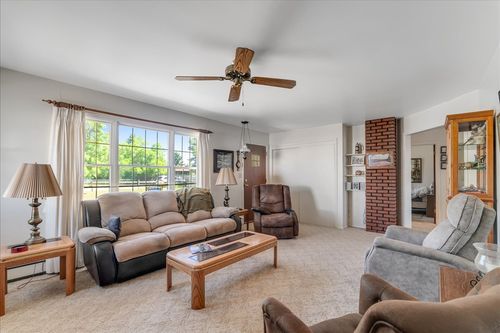 10 Shamrock Ln, Great Falls, MT, 59405-8207 | Card Image