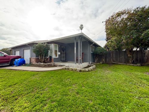 7084 Remo Way, Sacramento, CA, 95822 | Card Image