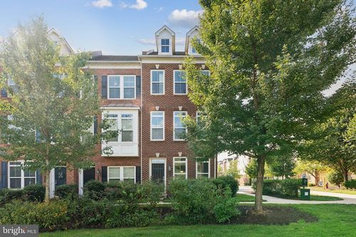 9481 Canonbury Sq, FAIRFAX, VA, 22031-6085 | Card Image