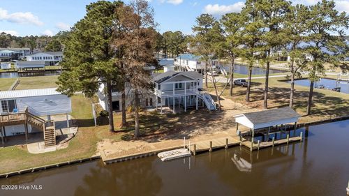 45 Riverview Dr, Chocowinity, NC, 27817-8832 | Card Image