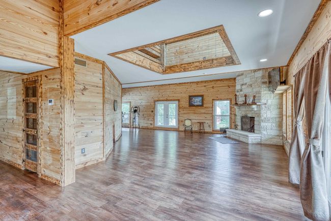 100 Scott Dr, Home with 20 bedrooms, 18 bathrooms and null parking in Tow TX | Image 15