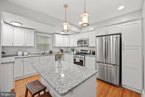 402 Forest View Rd, LINTHICUM HEIGHTS, MD, 21090-2816 | Card Image
