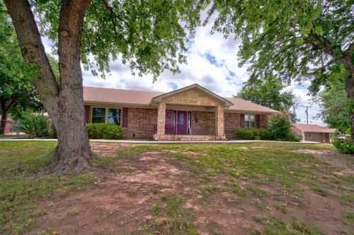 324 S 4th Street, Cyril, OK, 73029 | Card Image