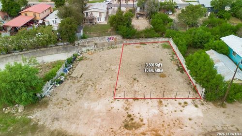240 Converse St., Eagle Pass, TX, 78852 | Card Image