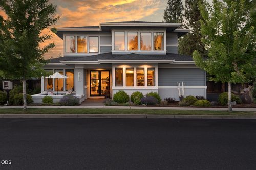 2100 Nw Newport Hills Dr, Bend, OR, 97703-1458 | Card Image