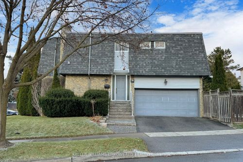 239 Pineway Blvd, North York, ON, M2H1B5 | Card Image