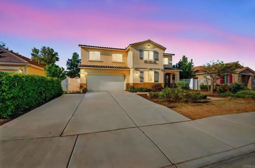 542 Pratt Ct, Perris, CA, 92570-3478 | Card Image
