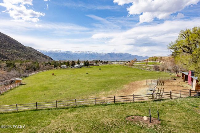 4611 S Cove Ln, Home with 3 bedrooms, 3 bathrooms and null parking in Daniel UT | Image 59
