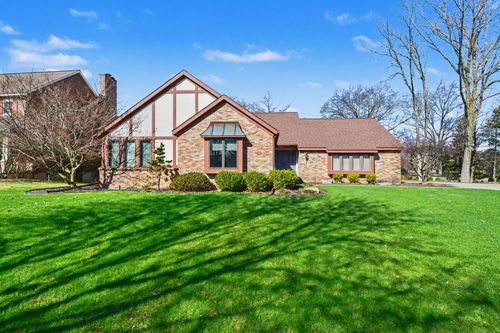 2345 Capilano Court Se, Grand Rapids, MI, 49546 | Card Image
