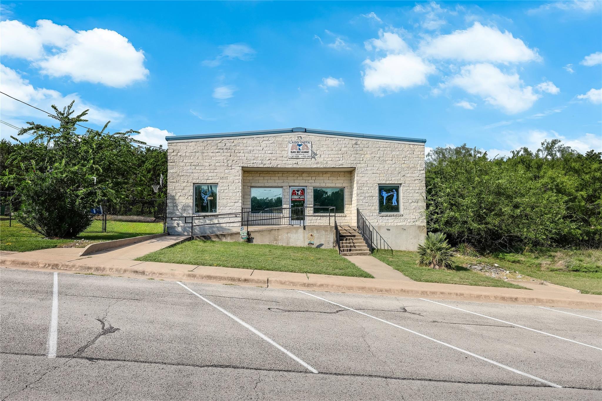 Commercial Sale in Lago Vista