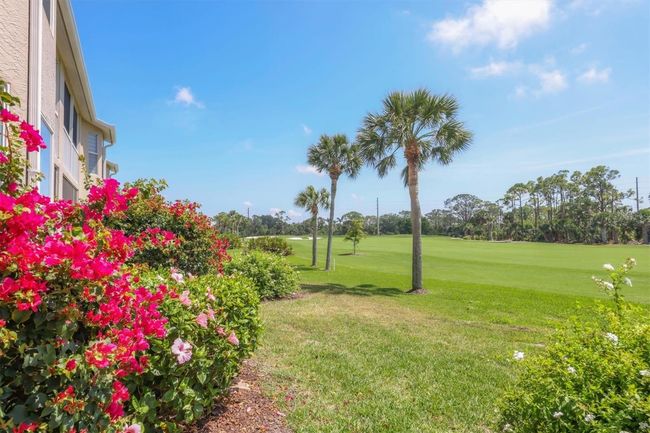 UNIT-1215 - 9641 Castle Point Dr, Condo with 2 bedrooms, 2 bathrooms and null parking in Sarasota FL | Image 14
