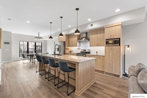 1007 Park Ave, Omaha, NE, 68105-2201 | Card Image