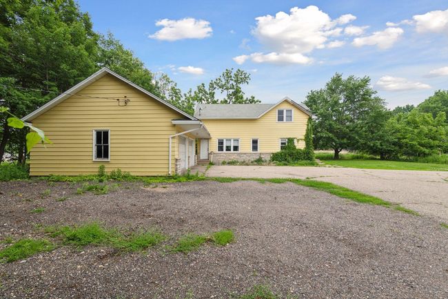 25485 Highway 7, House other with 3 bedrooms, 2 bathrooms and null parking in Shorewood MN | Image 5