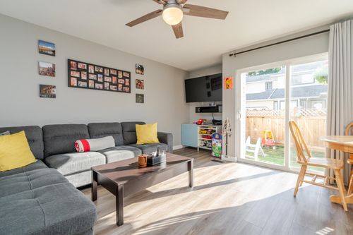 2-45640 Storey Ave, Chilliwack, BC, V2R3C5 | Card Image