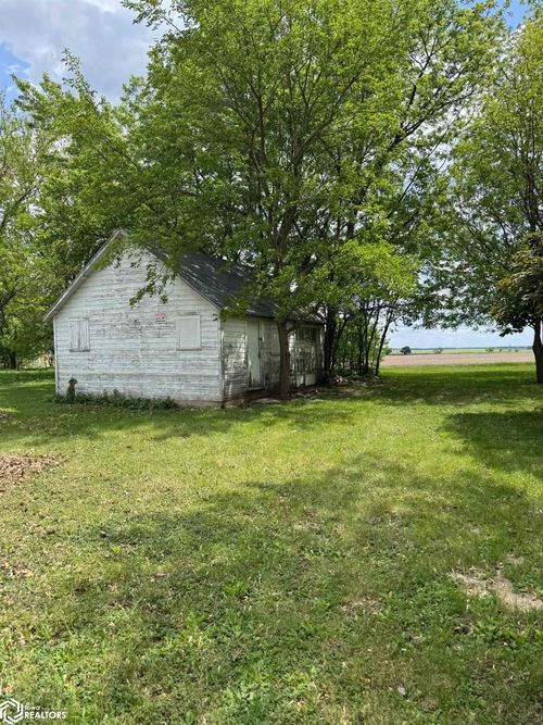 303 Rossing Ave, Bode, IA, 50519-5015 | Card Image