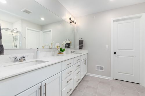 327 Didier Ct, Buffalo Grove, IL, 60089-2701 | Card Image