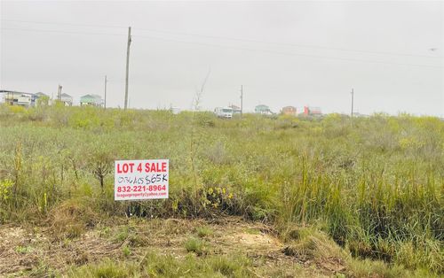 1116 Gulf Supply Rd, Gilchrist, TX, 77617 | Card Image