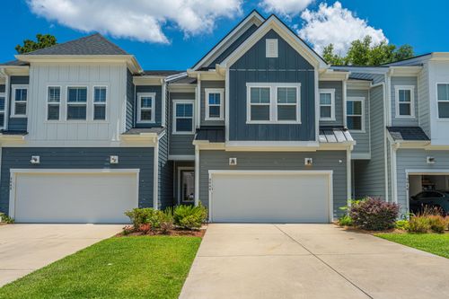 3044 Emma Ln, Mount Pleasant, SC, 29466-7590 | Card Image