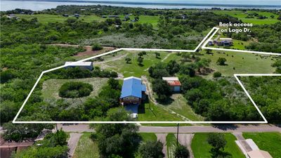 649 S Vista Drive, House other with 3 bedrooms, 2 bathrooms and 10 parking in Sandia TX | Image 1