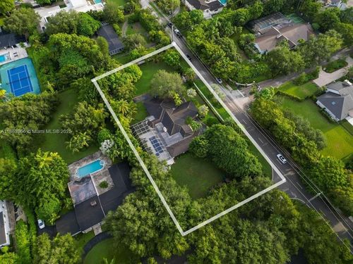 10524 Sw 60th Ave, Pinecrest, FL, 33156-4121 | Card Image