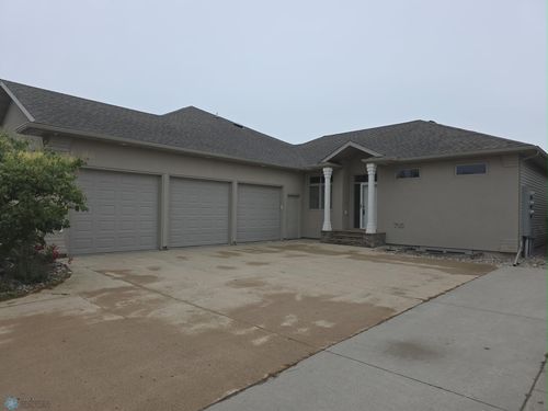 716 Northridge Way, West Fargo, ND, 58078-4365 | Card Image