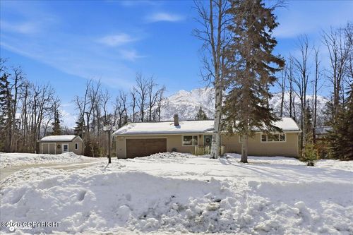 19944 3rd St, Eagle River, AK, 99577-8423 | Card Image