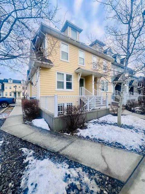 147 Mckenzie Towne Close Se, Calgary, AB, T2Z1A7 | Card Image