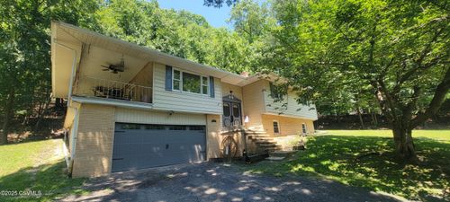 97 Maplewood Rd, Berwick, PA, 18603-5627 | Card Image