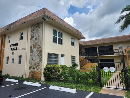 apt-112-421 Ne 1st St, Hallandale Beach, FL, 33009-4305 | Card Image