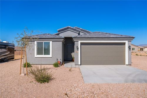 7391 E Winchester Dr, Kingman, AZ, 86401-7700 | Card Image