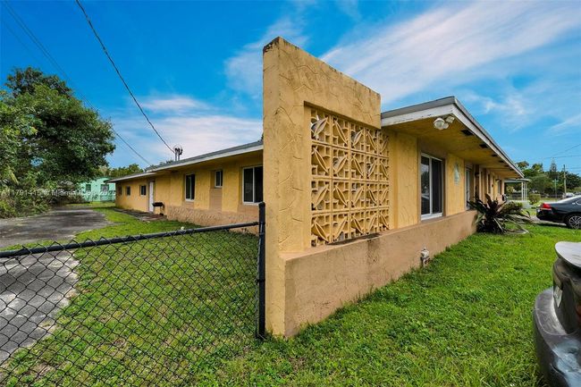 1910 Nw 72 Nd St, Home with 0 bedrooms, 0 bathrooms and 6 parking in Miami FL | Image 29