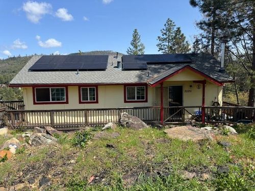 20251 Sandy Ln, Tuolumne, CA, 95379-9796 | Card Image