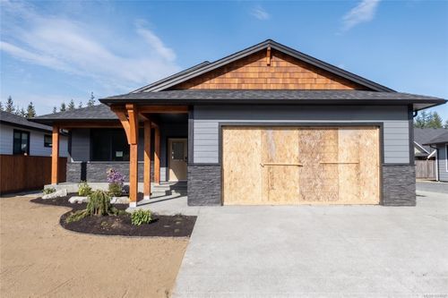 762 Sitka St, Campbell River, BC, V9H0G4 | Card Image