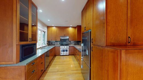 3558 W 35th Ave, Vancouver, BC, V6N2N5 | Card Image