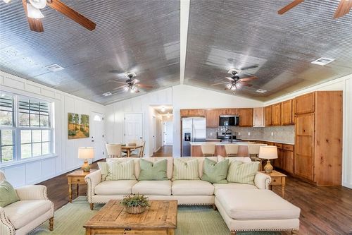 17712 Beav O Rama Rd, Fayetteville, AR, 72703-9679 | Card Image