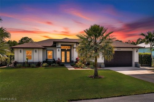 2552 52nd Ave Ne, Naples, FL, 34120-0439 | Card Image