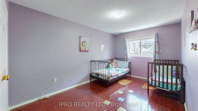 41 Lauraglen Cres, House attached with 6 bedrooms, 4 bathrooms and 4 parking in Brampton ON | Image 18