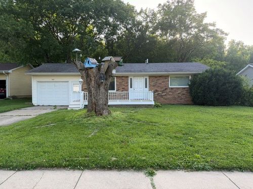 208 N Jones Avenue, Maquoketa, IA, 52060 | Card Image