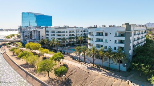 3020-945 E Playa Del Norte Dr, Tempe, AZ, 85288-2205 | Card Image