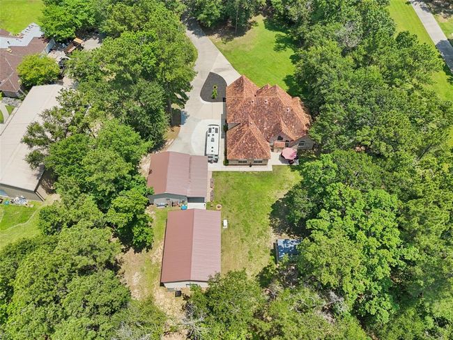 Situated on more than 2 acres! | Image 4