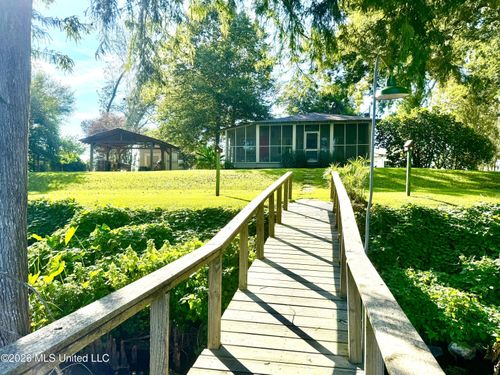 5525 Highway 568, Ferriday, LA, 71334-4800 | Card Image