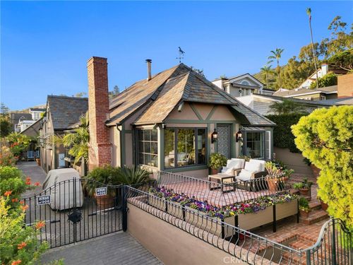 486 Holly St, Laguna Beach, CA, 92651-1748 | Card Image