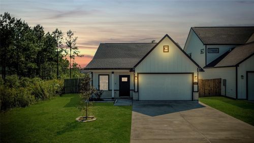 450 Road 5512, Cleveland, TX, 77327-5493 | Card Image